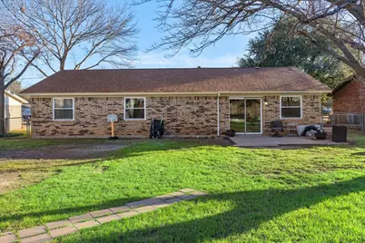 305 Hudson Avenue, Crowley, TX 76036 - Photo 24