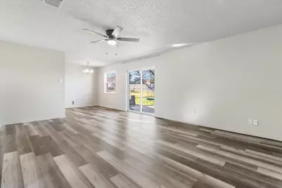 305 Hudson Avenue, Crowley, TX 76036 - Photo 4