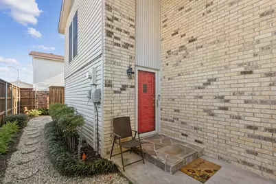 2016 Via Miramonte, Carrollton, TX 75006 - Photo 6