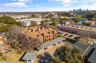 3201 Donnelly Cir, Fort Worth, TX 76107 - Photo 2