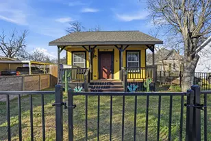 209 E Lone Star Ave, Cleburne, TX 76031 - Photo 22