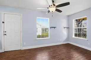 209 E Lone Star Ave, Cleburne, TX 76031 - Photo 20