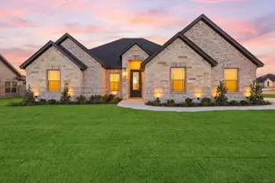 1329 Oleander Dr, Tolar, TX 76476 - Photo 1