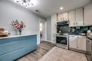 407 E Broad St, Forney, TX 75126 - Photo 10