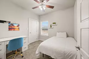 824 E Northside Dr, Pilot Point, TX 76258 - Photo 16