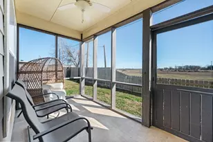 824 E Northside Dr, Pilot Point, TX 76258 - Photo 20