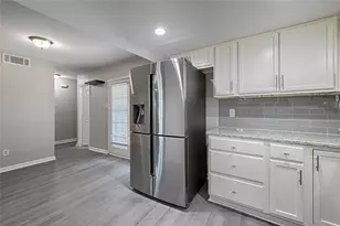 2109 Via Del Plata, Carrollton, TX 75006 - Photo 16