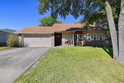 2109 Via Del Plata, Carrollton, TX 75006 - Photo 2