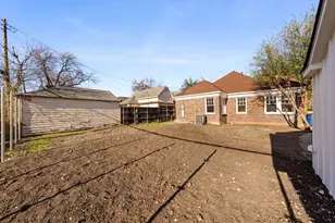 713 Ridgeway St, Dallas, TX 75214 - Photo 26