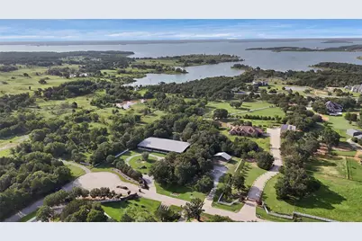 7421 Dawn Avenue, Pilot Point, TX 76258 - Photo 36