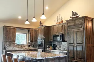 6601 Rash Ct, Granbury, TX 76049 - Photo 8