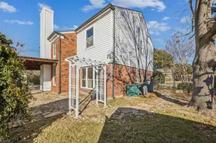 709 Bridget Way, Hurst, TX 76054 - Photo 28