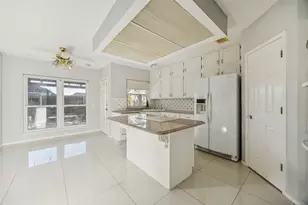 709 Bridget Way, Hurst, TX 76054 - Photo 6