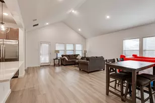 1233 Eagle Mountain Dr, Dallas, TX 75253 - Photo 4