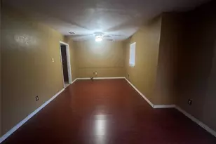 416 Lisa Ln, DeSoto, TX 75115 - Photo 4