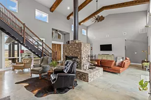 201 W Rd, Waxahachie, TX 75165 - Photo 18