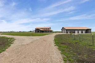 201 W Rd, Waxahachie, TX 75165 - Photo 30