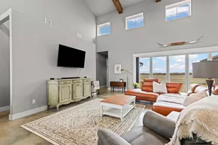 201 W Rd, Waxahachie, TX 75165 - Photo 10