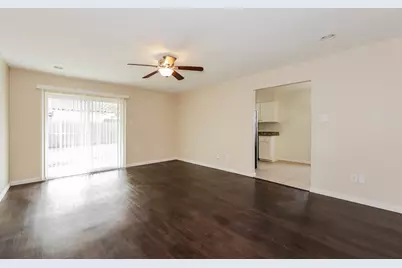 422 Paldao Drive, Mesquite, TX 75149 - Photo 2