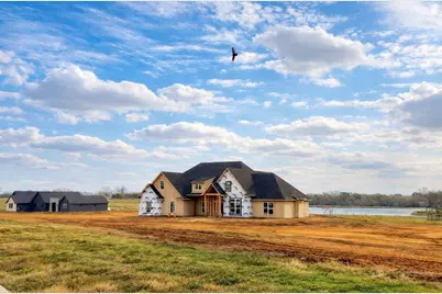 176 Vaughn Lane, Calera, OK 74730 - Photo 2