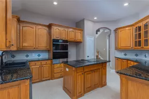 7613 Woodhaven Dr, North Richland Hills, TX 76182 - Photo 10