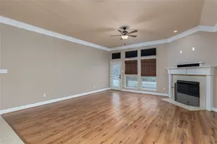 7613 Woodhaven Dr, North Richland Hills, TX 76182 - Photo 14