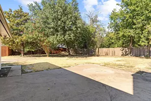 5819 Forest Ln, Dallas, TX 75230 - Photo 26