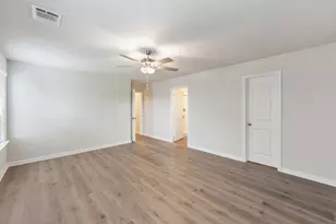 1000 Camelia Grv Ct, Hutchins, TX 75141 - Photo 6