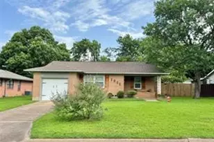 1015 W Sycamore St, Sherman, TX 75092 - Photo 1