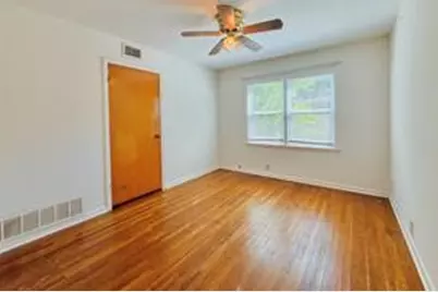 1015 W Sycamore Street, Sherman, TX 75092 - Photo 32