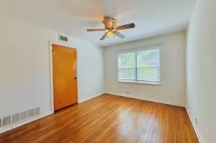 1015 W Sycamore St, Sherman, TX 75092 - Photo 32