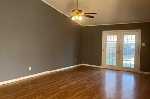 6963 Fallbrook Ct W, Fort Worth, TX 76120 - Photo 2