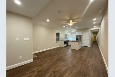 802-804 N Broughton Street #802, Sherman, TX 75090 - Photo 2