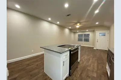 802-804 N Broughton Street #802, Sherman, TX 75090 - Photo 6