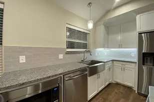 802-804 N Broughton St, Sherman, TX 75090 - Photo 4