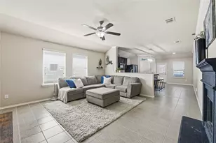 14309 Serrano Ridge Rd, Fort Worth, TX 76052 - Photo 4