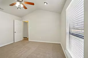 7712 Miracle Ln, North Richland Hills, TX 76182 - Photo 32