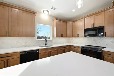 493 Lee Boulevard, Pottsboro, TX 75076 - Photo 12