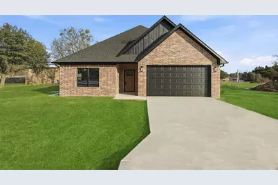 493 Lee Boulevard, Pottsboro, TX 75076 - Photo 1