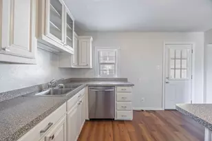 110 S 5th St, Alvarado, TX 76009 - Photo 10