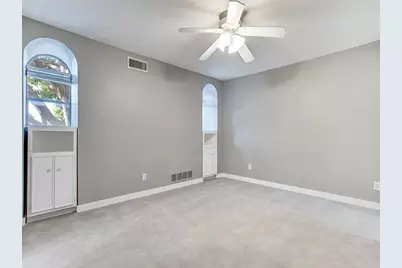 9808 Crest Meadow Drive, Dallas, TX 75230 - Photo 12