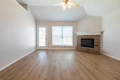 959 Heather Street, Burleson, TX 76028 - Photo 10