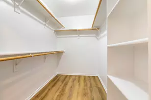 959 Heather St, Burleson, TX 76028 - Photo 10