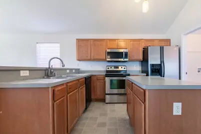 959 Heather Street, Burleson, TX 76028 - Photo 4