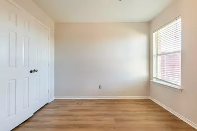 959 Heather Street, Burleson, TX 76028 - Photo 16