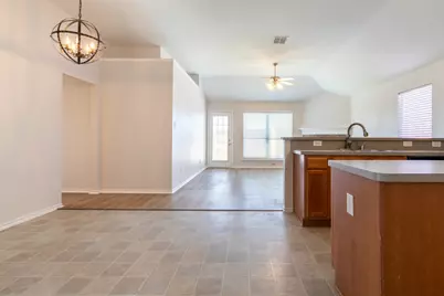 959 Heather Street, Burleson, TX 76028 - Photo 6