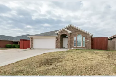 959 Heather Street, Burleson, TX 76028 - Photo 2