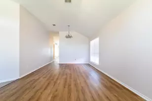 959 Heather St, Burleson, TX 76028 - Photo 14