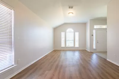 959 Heather Street, Burleson, TX 76028 - Photo 12