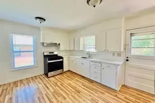 1015 W Sycamore St, Sherman, TX 75092 - Photo 14